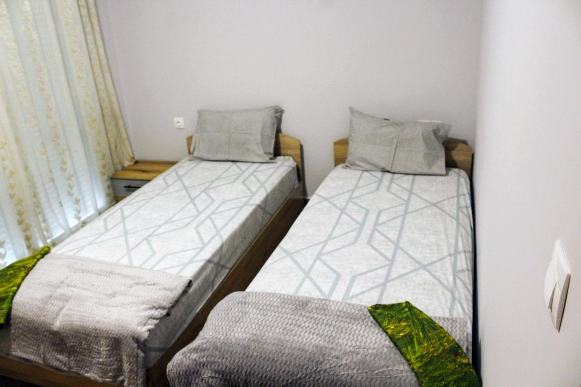 Konstantinos Apartment 尼亚·蒙达尼亚 外观 照片