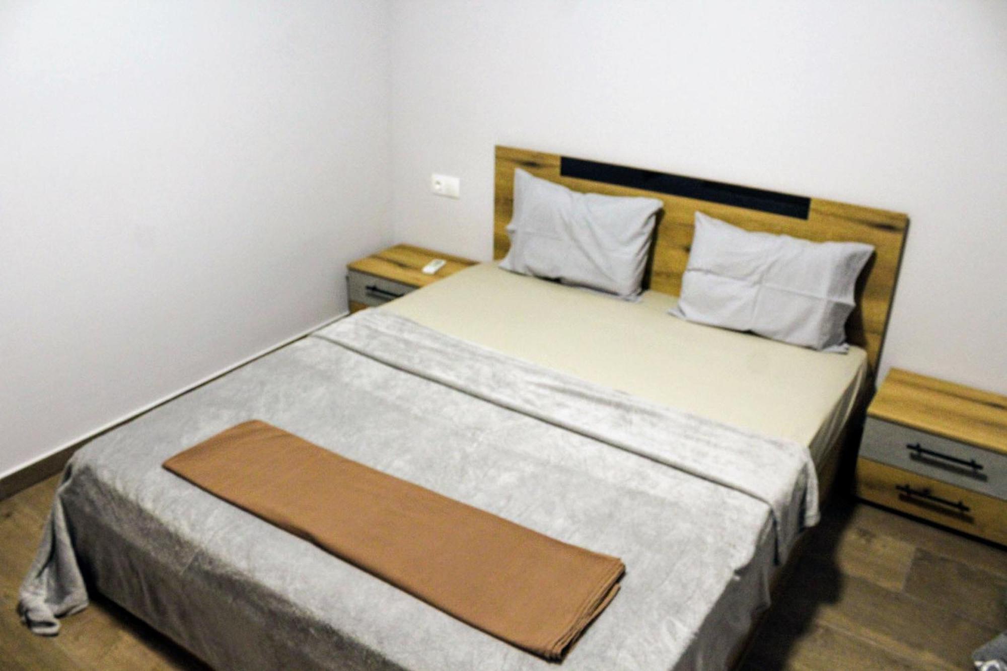 Konstantinos Apartment 尼亚·蒙达尼亚 外观 照片