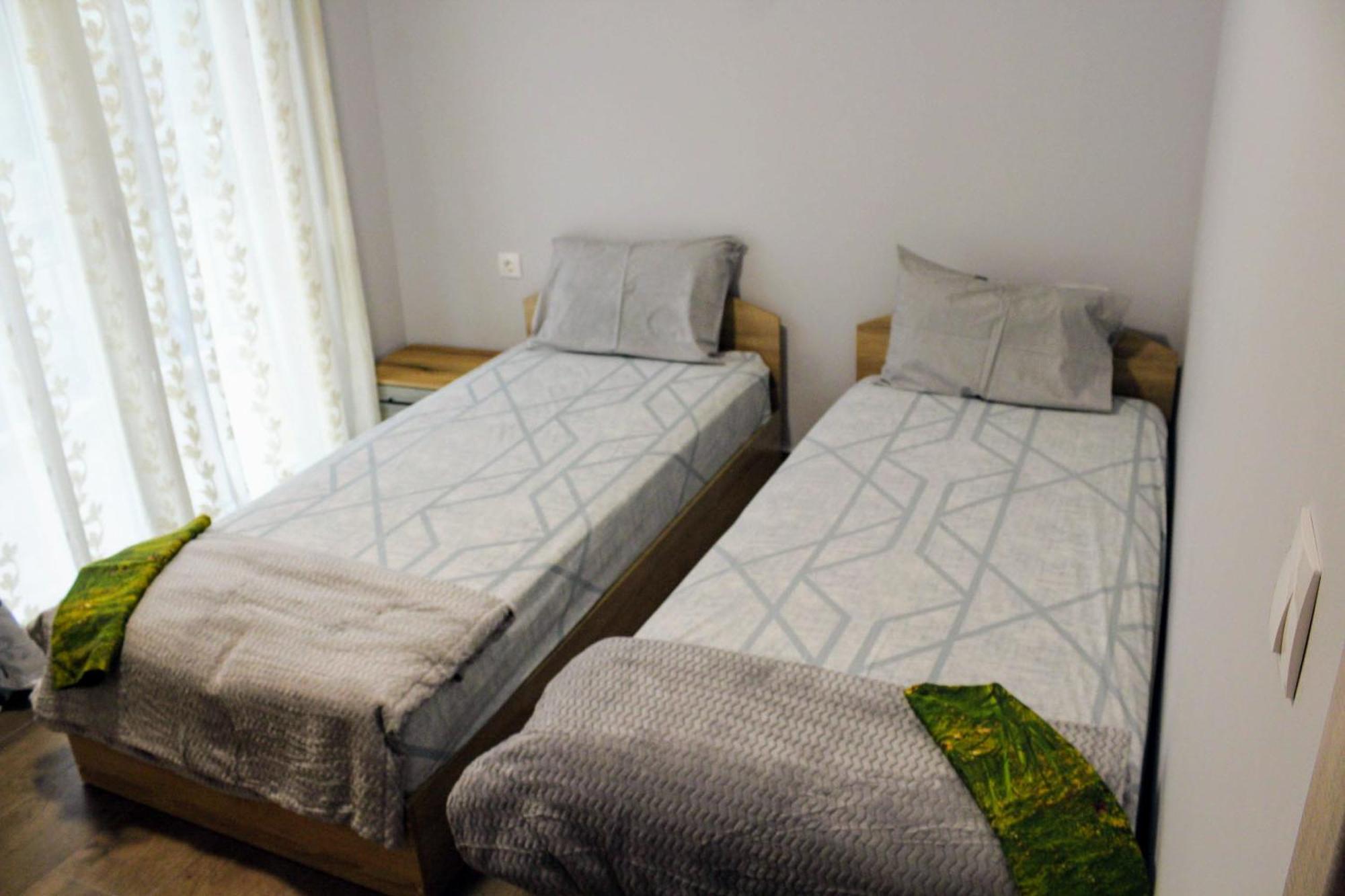 Konstantinos Apartment 尼亚·蒙达尼亚 外观 照片
